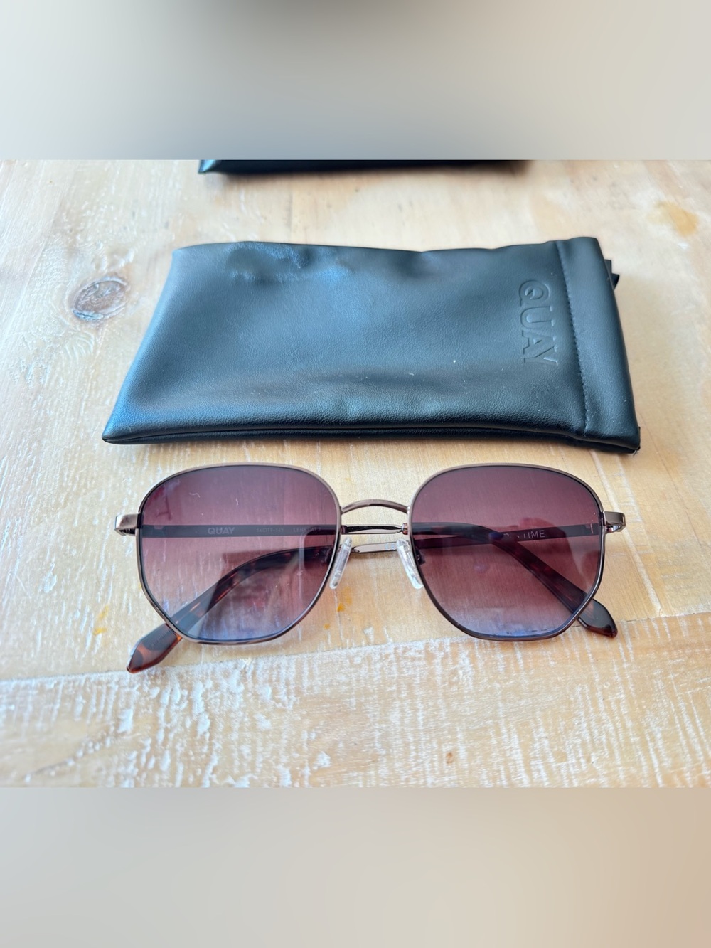 Quay women's or men’s Sunglasses in Brown - Quay Australia